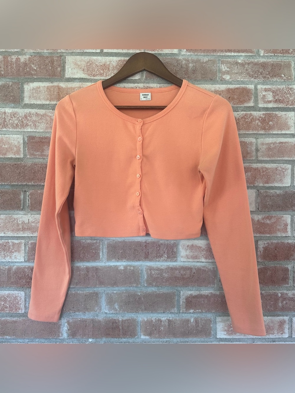 Sunday Best Aritzia Cropped Cardigan Sweater Women’s Medium Orange Button Up